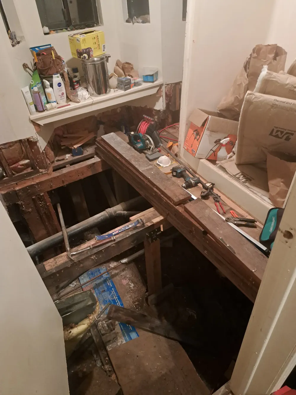 Bathroom Restoration B image